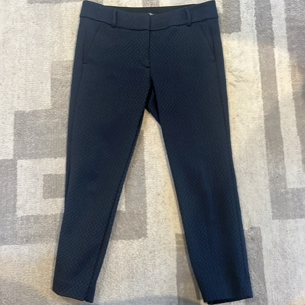 Ann Taylor LOFT textured black and navy blue pants size 6 petite, Marisa skinny